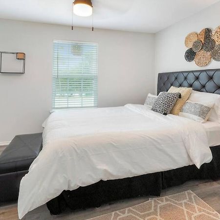 Cozy Two Bedroom Home Minutes From Downtown! ฮูสตัน ภายนอก รูปภาพ