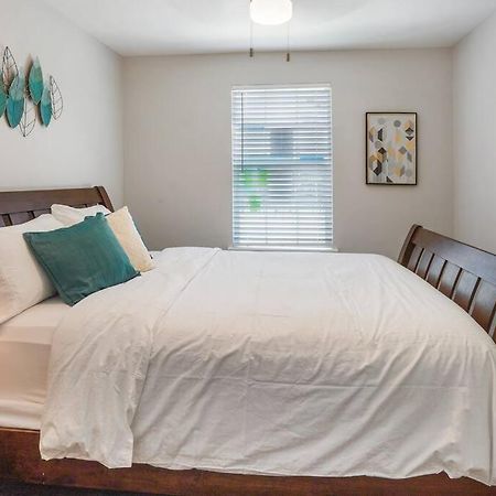Cozy Two Bedroom Home Minutes From Downtown! ฮูสตัน ภายนอก รูปภาพ